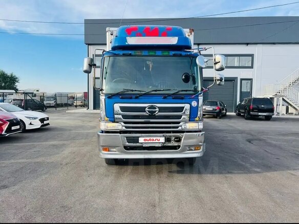 1993 Hino Profia, синий, 1550000 рублей - вид 1