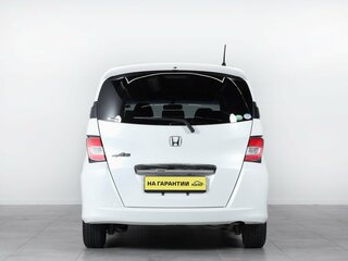 2014 Honda Freed Spike I Рестайлинг, белый, 1299000 рублей, вид 5