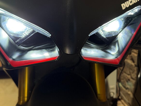 2022 Ducati Panigale V4, чёрный, 4100000 рублей - вид 24
