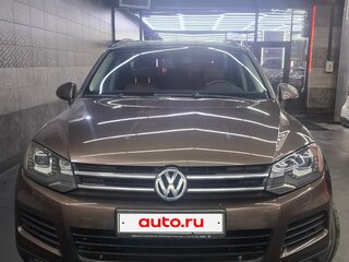 2012 Volkswagen Touareg II, коричневый, 1700000 рублей, вид 2
