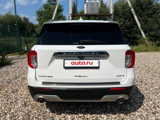2020 Ford Explorer VI, белый, 3900000 рублей, вид 4