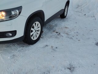2013 Volkswagen Tiguan I Рестайлинг, белый, 900000 рублей, вид 5