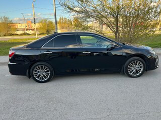2015 Toyota Camry VII (XV50) Рестайлинг, белый, 2000000 рублей, вид 4
