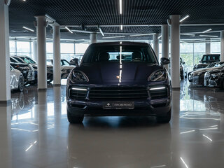 2018 Porsche Cayenne III, фиолетовый, 5500000 рублей, вид 3
