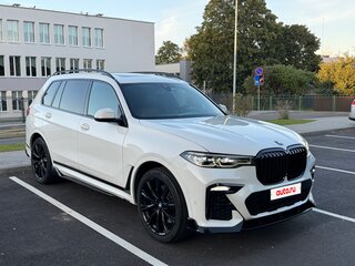 2019 BMW X7 40i I (G07), белый, 4625000 рублей, вид 3