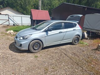 2012 Hyundai Solaris I, серый, 650000 рублей, вид 4