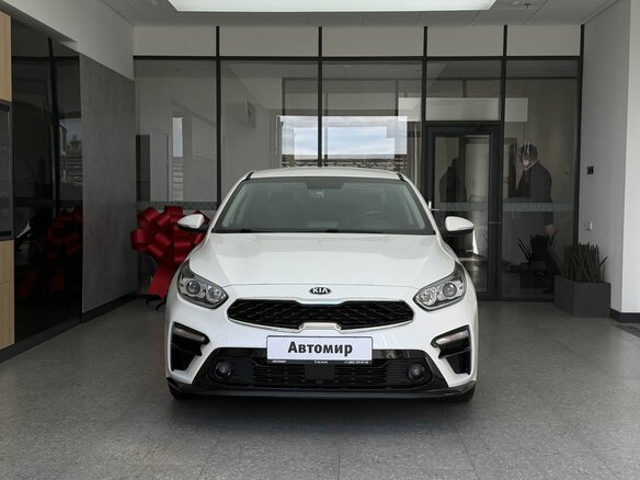 2018 Kia K3 II, белый - вид 1