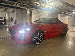 2020 BMW Z4 20i III (G29), красный, 4490000 рублей, вид 1
