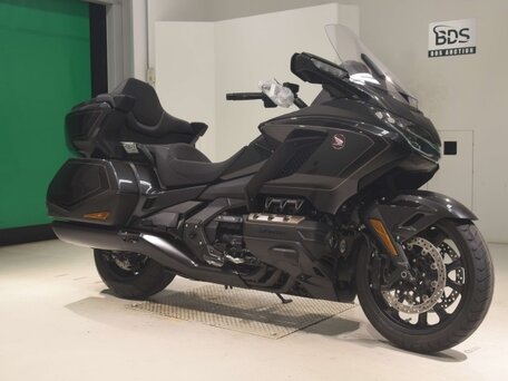 2026 Honda GL 1800 Gold Wing, чёрный, 3380000 рублей, вид 3