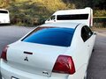 2004 Mitsubishi Galant IX, белый, 300000 рублей - вид 3