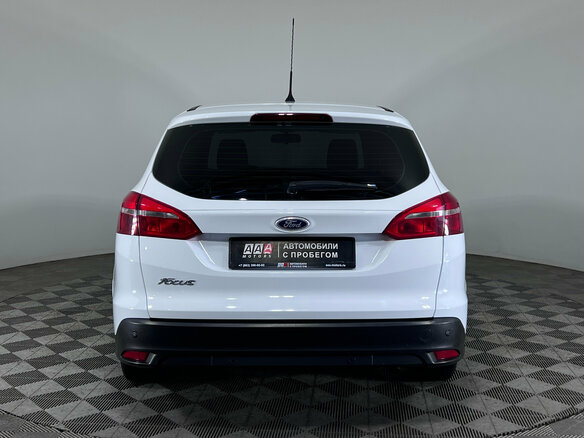 2015 Ford Focus III Рестайлинг, белый, 940000 рублей - вид 6
