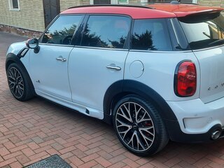 2015 Mini Countryman JCW John Cooper Works I, белый, 2000000 рублей, вид 3