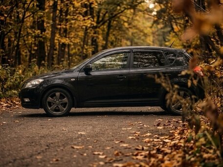 2011 Kia Ceed I Рестайлинг, чёрный, 700000 рублей, вид 4