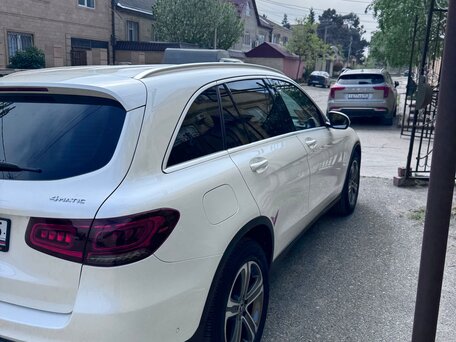 2019 Mercedes-Benz GLC 200 I (X253) Рестайлинг, белый, 3550000 рублей, вид 4