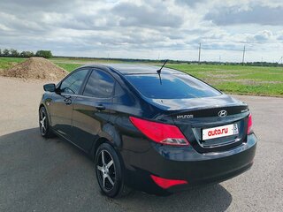 2015 Hyundai Solaris I Рестайлинг, чёрный, 730000 рублей, вид 5