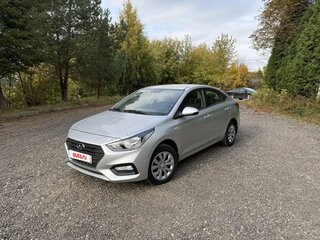 2017 Hyundai Solaris II, серебристый, 890000 рублей, вид 5