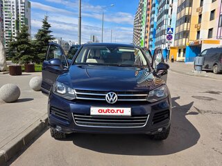 2013 Volkswagen Touareg II, синий, 2050000 рублей, вид 2