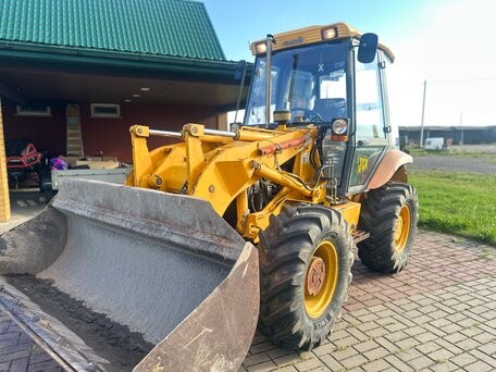 2005 JCB 300, 2000000 рублей, вид 1