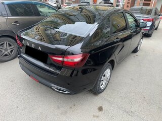 2023 Lada (ВАЗ) Vesta I Рестайлинг (NG), чёрный, 770000 рублей, вид 4