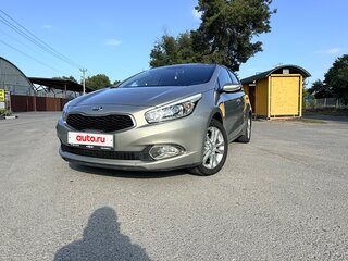 2014 Kia Ceed II, серебристый, 1300000 рублей, вид 3