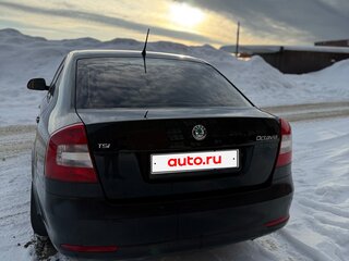 2011 Skoda Octavia II (A5) Рестайлинг, чёрный, 670000 рублей, вид 5