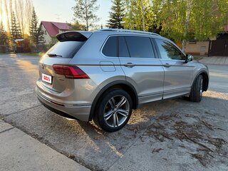 2020 Volkswagen Tiguan II, серебристый, 3190000 рублей, вид 3