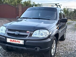2010 Chevrolet Niva I Рестайлинг, коричневый, 575000 рублей, вид 1