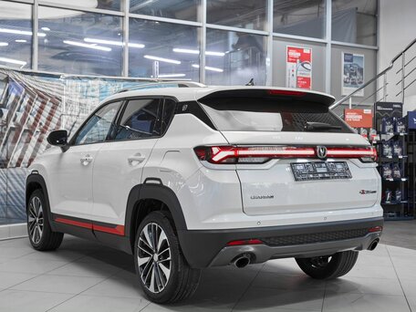 2023 Changan CS35 Plus I Рестайлинг, белый, 1599000 рублей, вид 4
