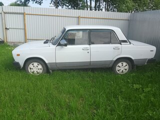 1999 Lada (ВАЗ) 2105, белый, 105000 рублей, вид 4