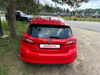 2019 Ford Fiesta Mk7, красный, 910000 рублей, вид 3