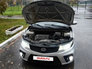 2012 Kia Cerato Koup II, серебристый, 850000 рублей, вид 2