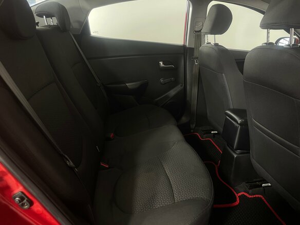 2015 Kia Rio III Рестайлинг, красный - вид 15