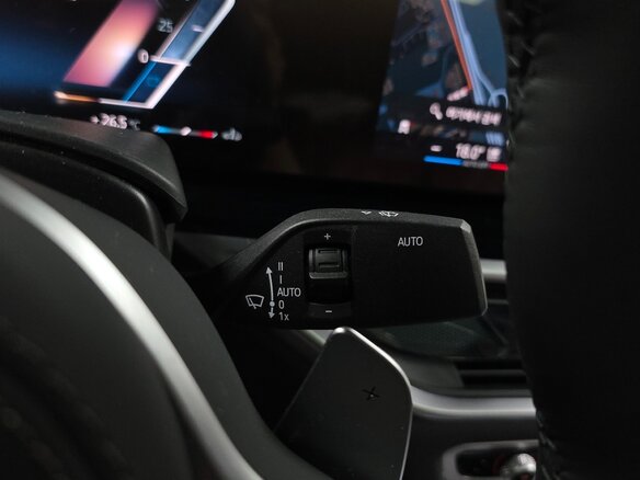 2025 BMW X6 40i III (G06) Рестайлинг, серебристый - вид 30