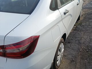 2024 Lada (ВАЗ) Vesta I Рестайлинг (NG), белый, 1400000 рублей, вид 4