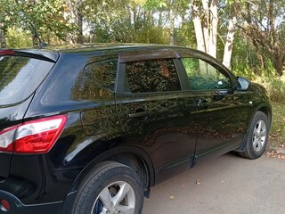 2013 Nissan Qashqai I Рестайлинг, чёрный, 1050000 рублей, вид 2
