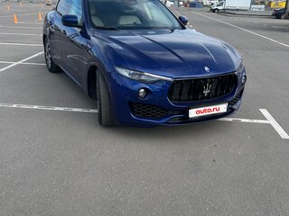 2017 Maserati Levante Diesel I, синий, 4100000 рублей, вид 2