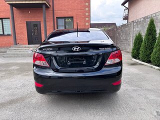 2013 Hyundai Solaris I, чёрный, 819999 рублей, вид 4