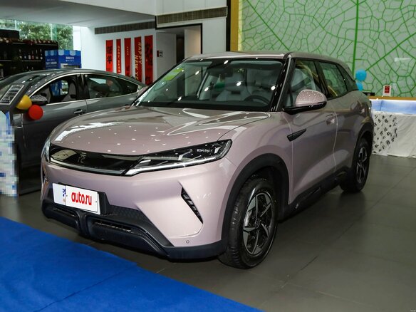 2026 BYD Yuan Up 45.12 kWh, серебристый, 1782033 рублей