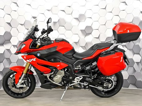 2016 BMW S 1000 XR, красный, 1299000 рублей, вид 4