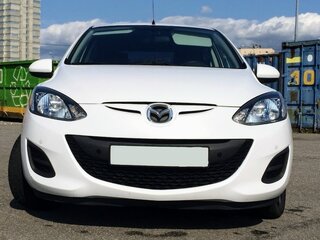 2012 Mazda 2 II Рестайлинг (DE2), белый, 965000 рублей, вид 1