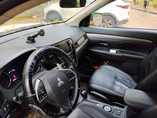 2013 Mitsubishi Outlander III, белый, 950000 рублей, вид 5
