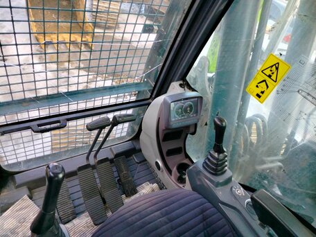 2023 XCMG XE235C, жёлтый, 6867900 рублей, вид 5