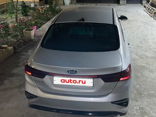 2019 Kia Forte III, серебристый, 1600000 рублей, вид 3