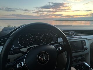 2016 Volkswagen Passat B8, чёрный, 1400000 рублей, вид 2