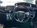 2020 Toyota Sienta II Рестайлинг, синий, 1450000 рублей - вид 4