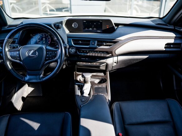 2020 Lexus UX 200 I, белый, 2700000 рублей - вид 7