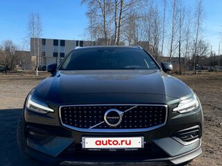 2019 Volvo V60 Cross Country II, серый, 3300000 рублей, вид 4