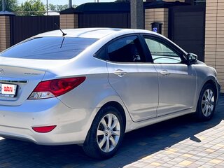 2012 Hyundai Solaris I, серебристый, 599999 рублей, вид 5