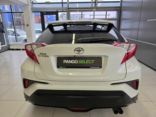2019 Toyota C-HR I Рестайлинг, белый, 2499000 рублей, вид 5