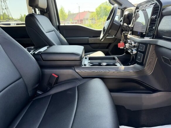 2024 Ford F-150 Lobo XIV Рестайлинг, серебристый - вид 21